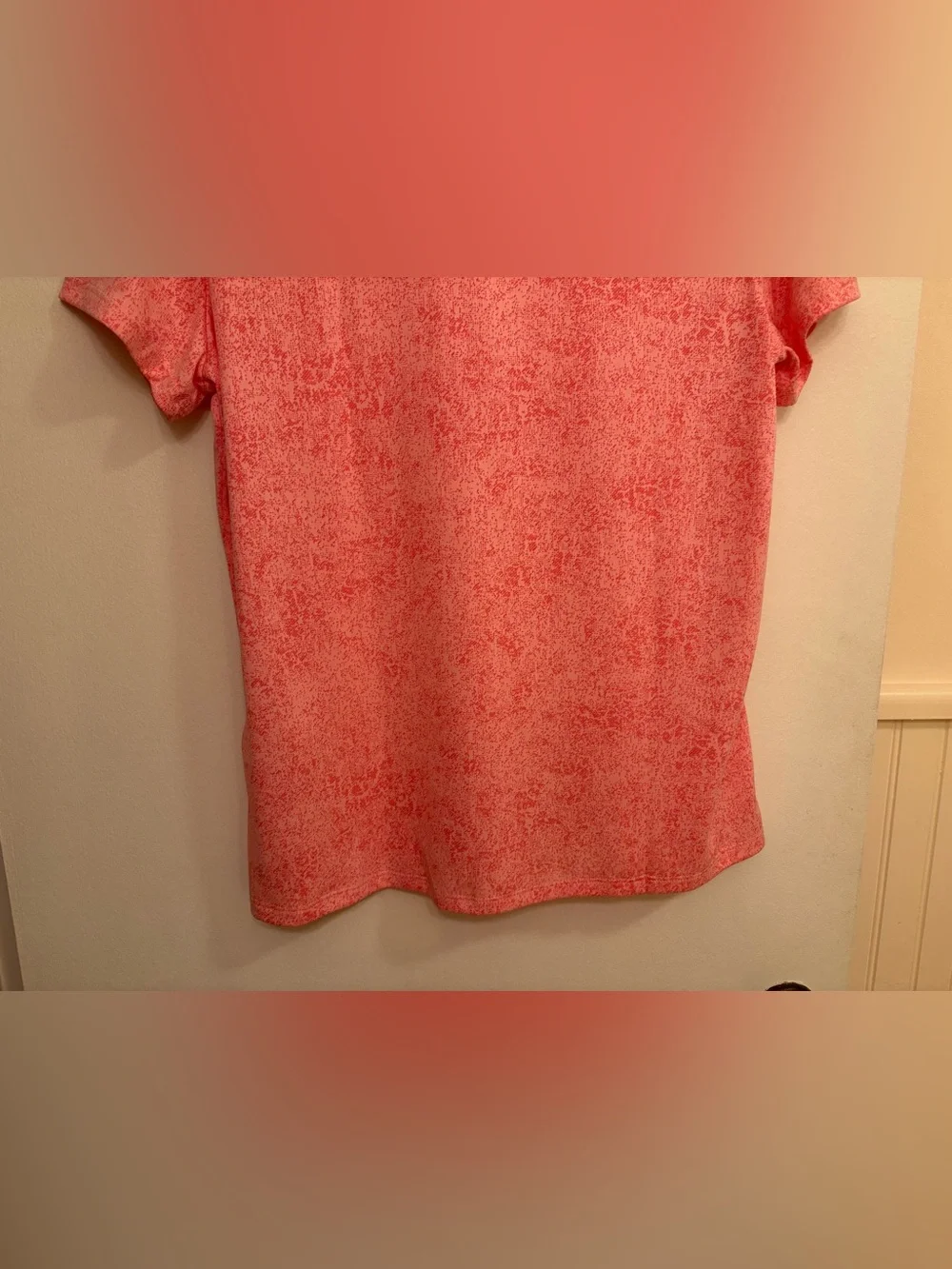 NWT Under Armour Women's Tech Twist T-Shirt - Size Medium - Picture 9 of 12